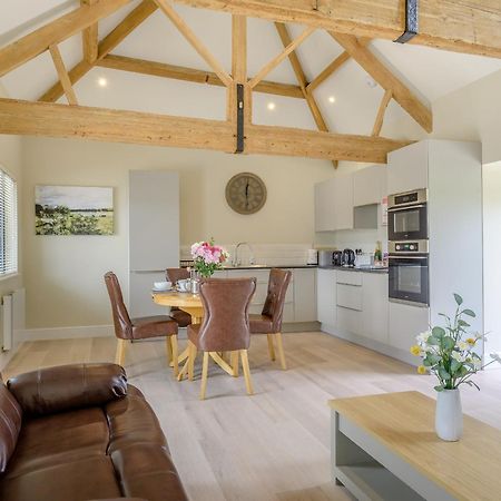 The Oak Villa Wingfield  Exterior foto